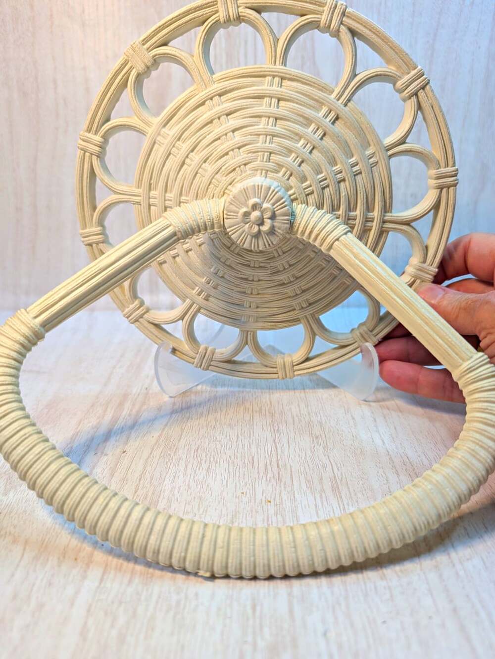 Home Interiors Ivory Faux Wicker Plastic Wall Pocket Basket Wall Mount Hanger